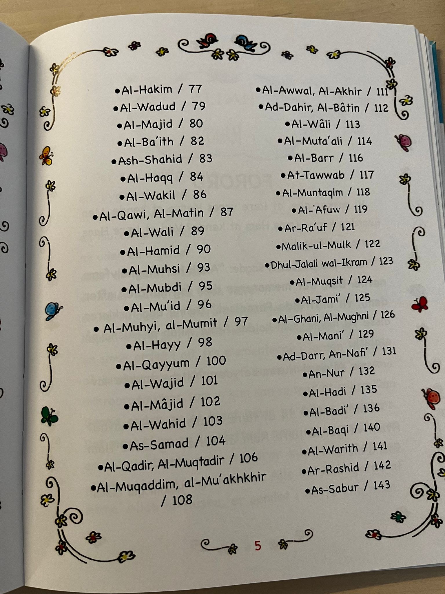 Allahs 99 Navne – Islamisk børnebog om Allahs smukke egenskaber Allahs 99 Navne – Islamisk børnebog om Allahs smukke egenskaber