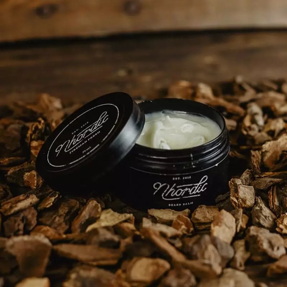 Nhordic skægbalm - Fireman Fresh - skægpleje med sort peber og appelsin - 75ml Nhordic skægbalm - Fireman Fresh - skægpleje med sort peber og appelsin - 75ml