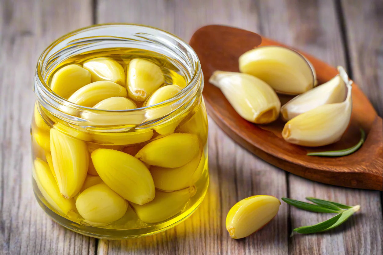 Organic Garlic Oil - Økologisk hvidløgsolie - 50ml Økologisk – Kosmetisk og Spiselig Organic Garlic Oil - Økologisk hvidløgsolie - 50ml Økologisk – Kosmetisk og Spiselig