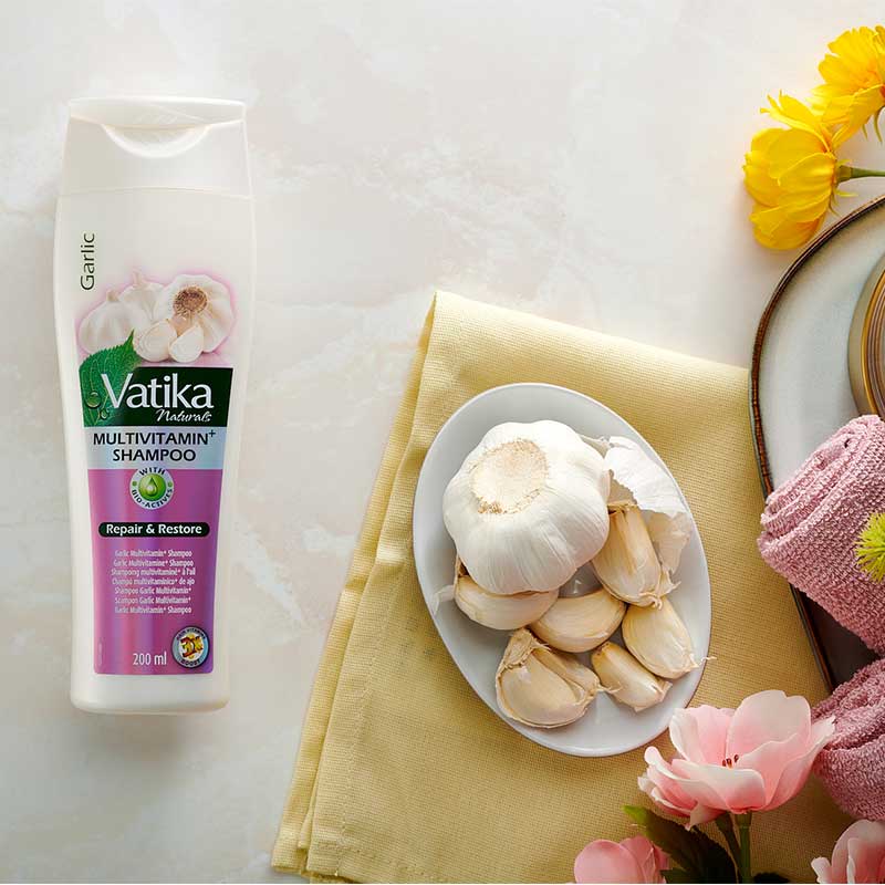 Vatika Garlic Multivitamin Repair & Restore Hvidløg Shampoo - 400ml