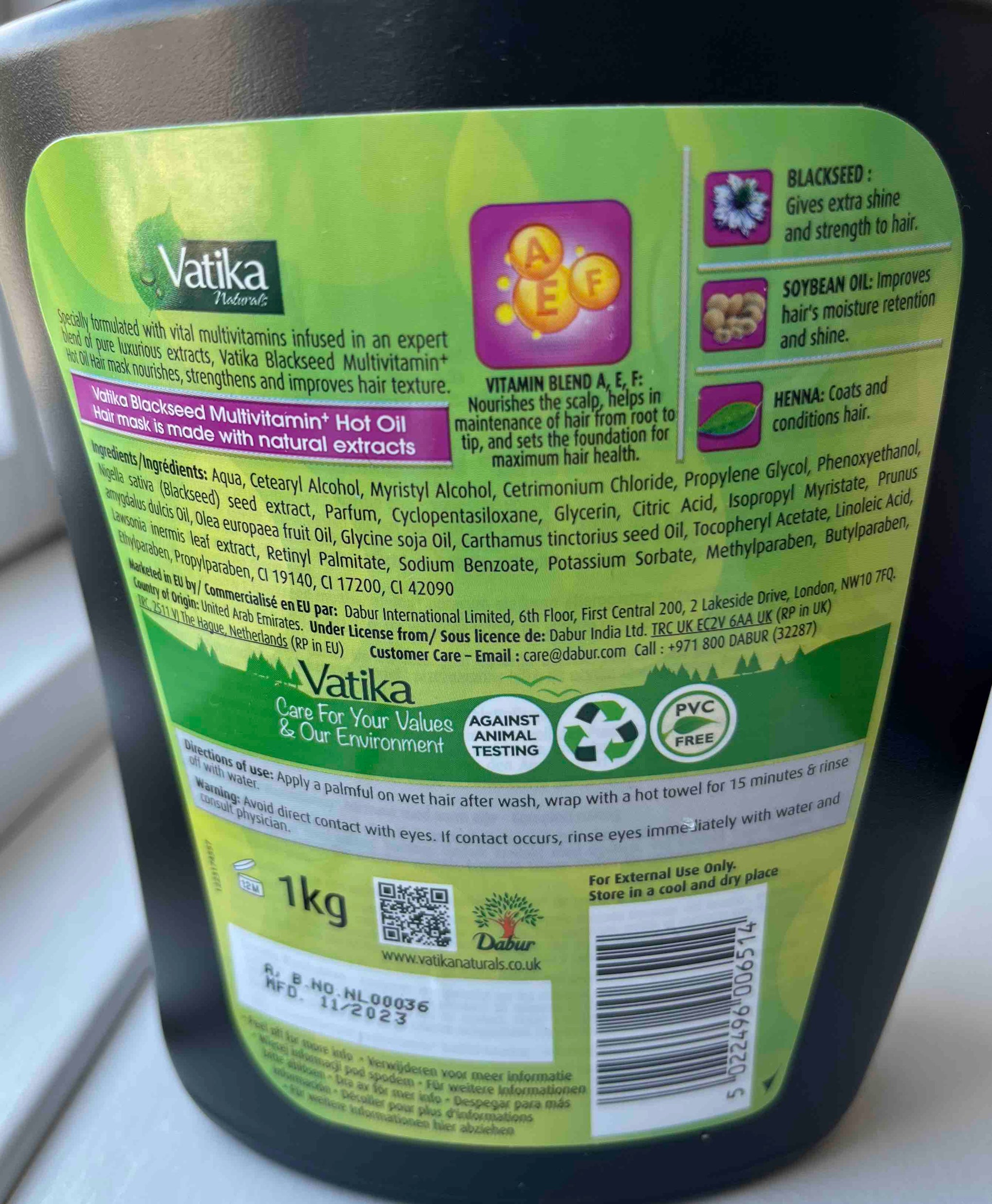 Vatika - Naturals Blackseed Hair Mask Multivitamin Sortkommen hårolie - 500g og 1kg